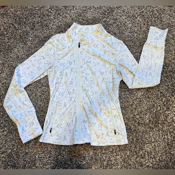 Zyia Zip Up size Medium - Picture 3 of 8